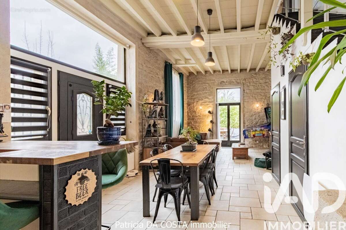 Photo 3 - Maison à MAREIL-SUR-MAULDRE