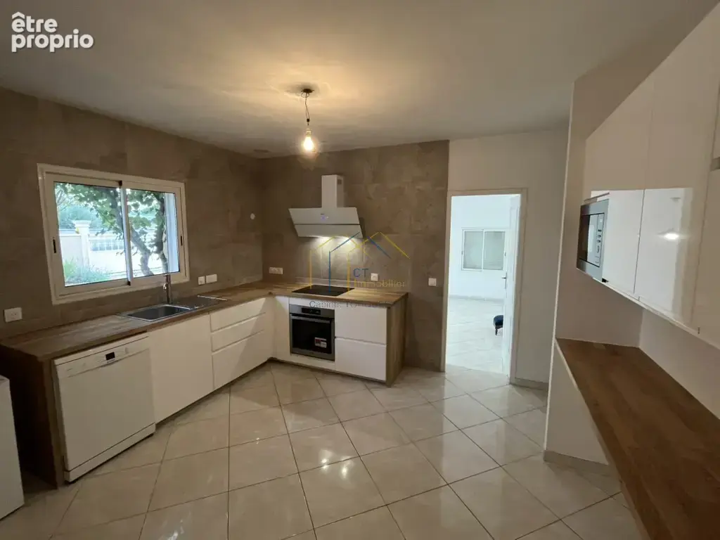Villa plain-pied 6 pièces de 177m2 sur 700m2 de terrain - photo 6