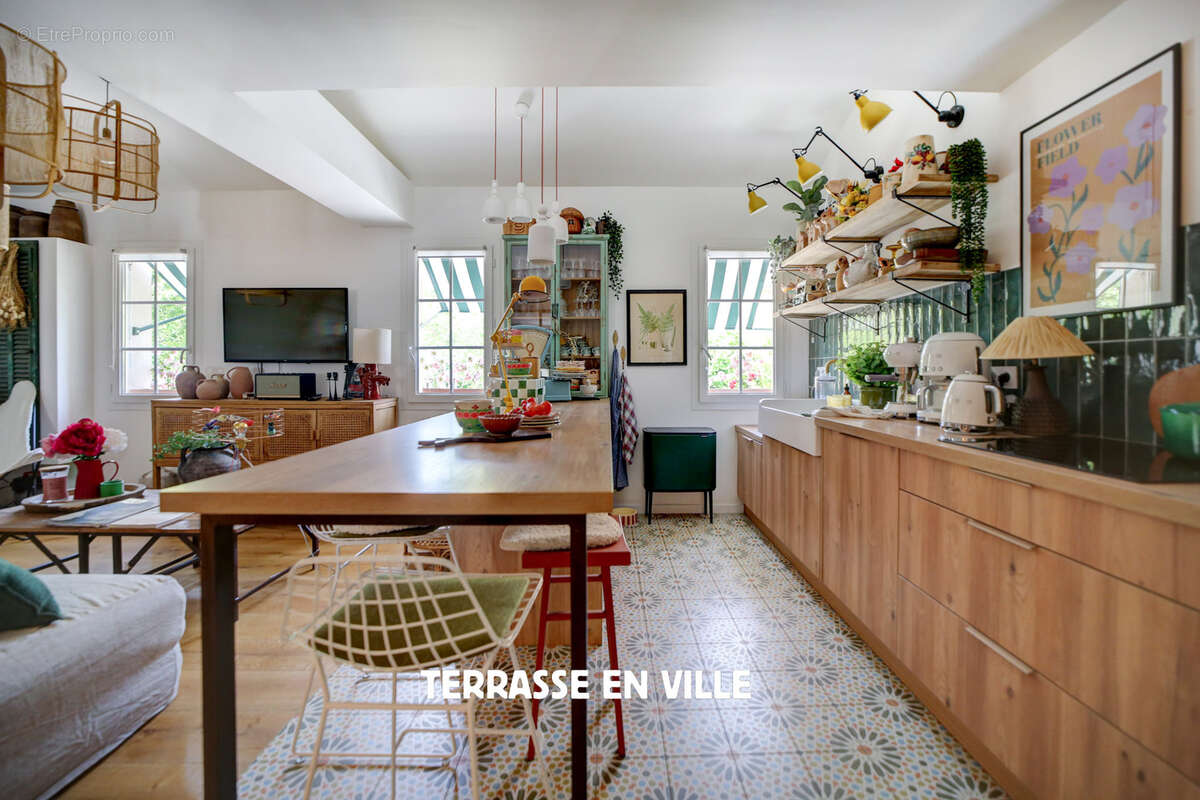 Appartement à SAINT-CYR-SUR-MER