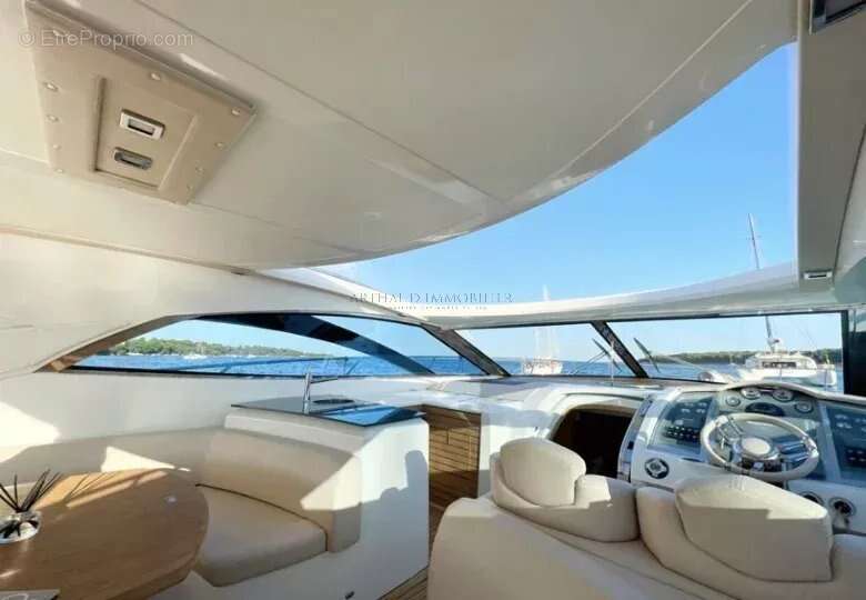 Yacht Sessa C52  Port Canto, Cannes - photo 6