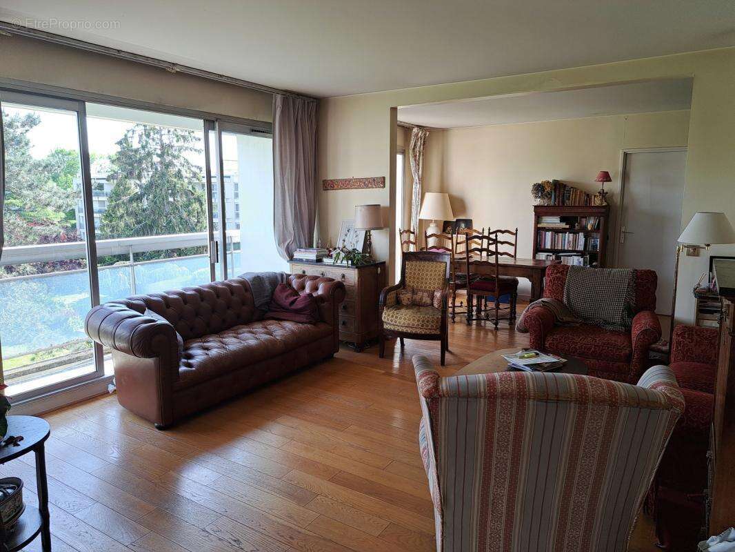 Appartement à BAILLY