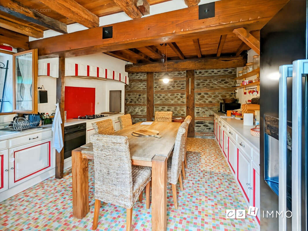 Maison à CINTEGABELLE