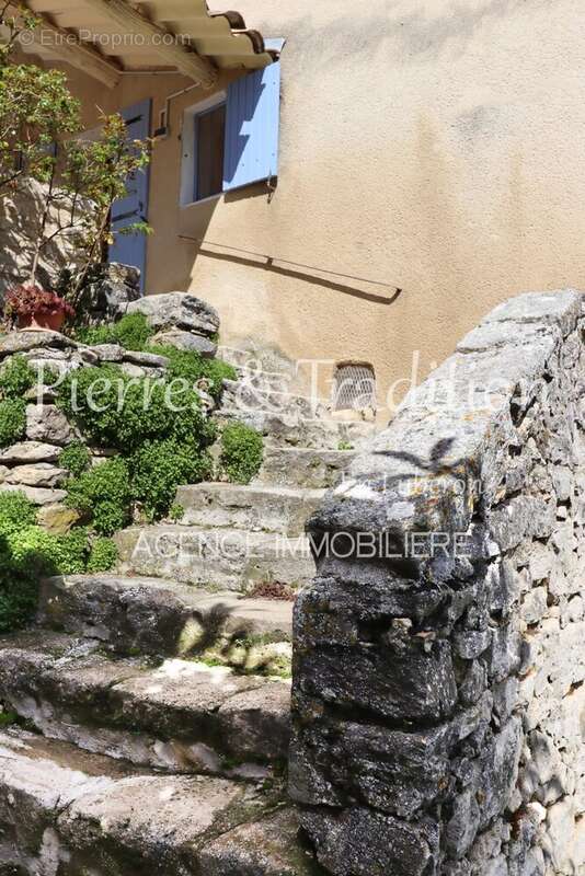Maison à SAINT-MARTIN-DE-CASTILLON
