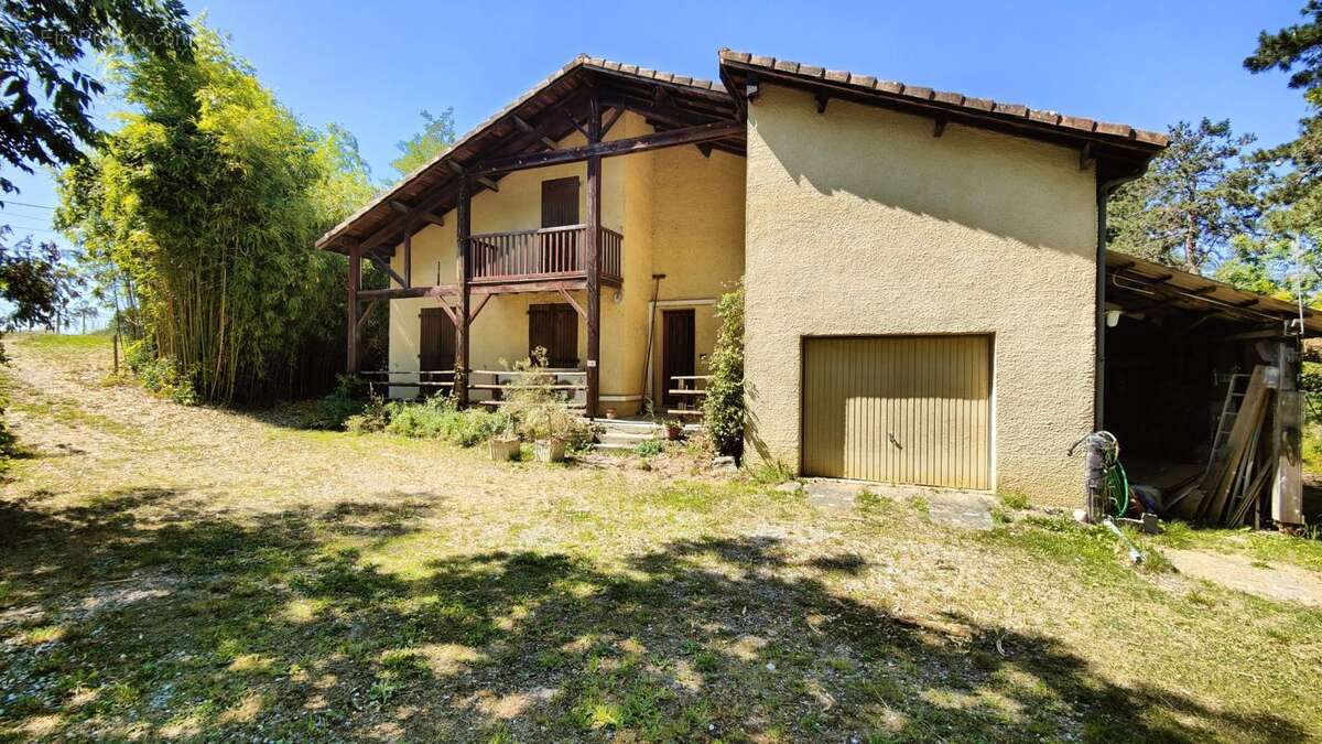Maison à HAGETMAU
