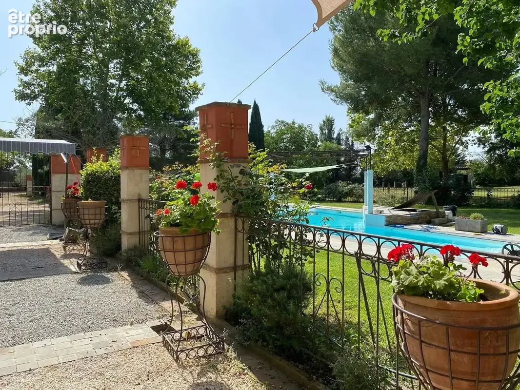 Maison 9 pièces 380 m² à vendre à Le Cailar (30740) - photo 6