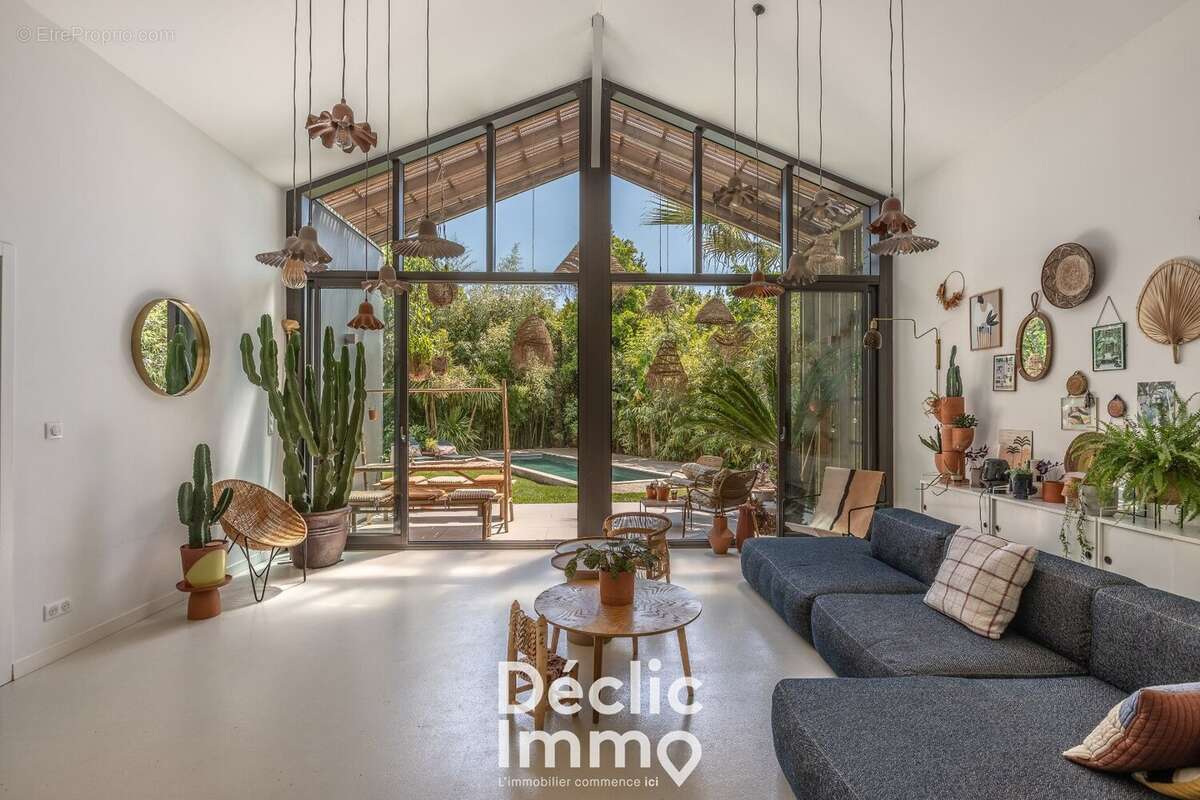 Maison à CARIGNAN-DE-BORDEAUX