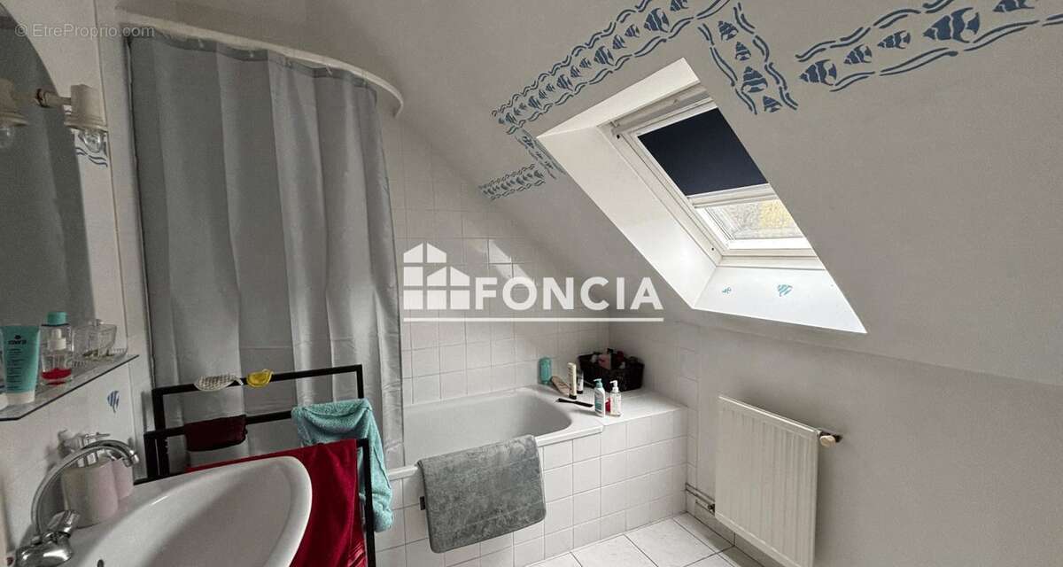 Maison à SAINT-MELAINE-SUR-AUBANCE