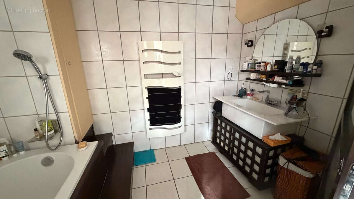 Appartement à PARIS-2E