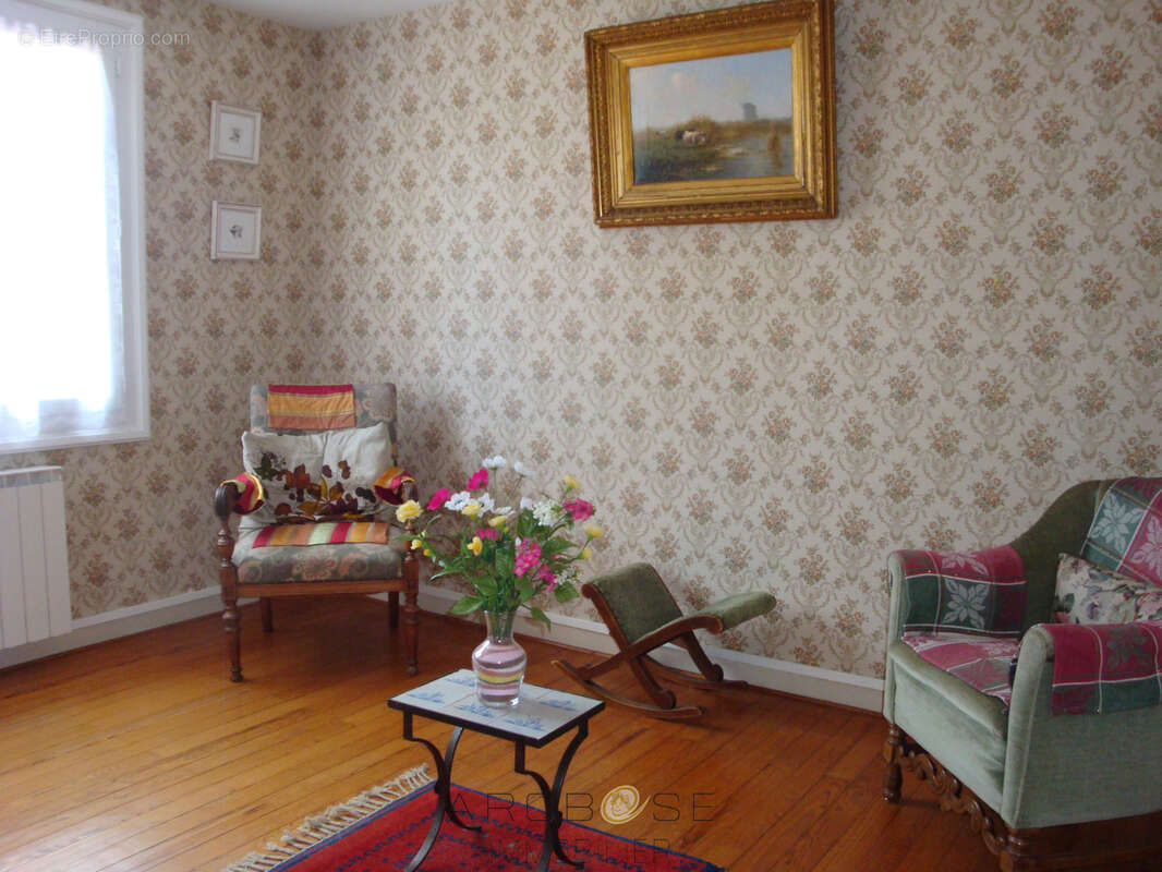 Maison à LE MAS-D'AGENAIS