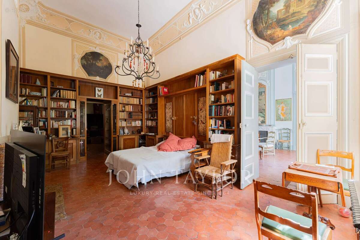 Appartement d'exception avec jardin et piscine au cœur du quartier Mazarin - photo 31