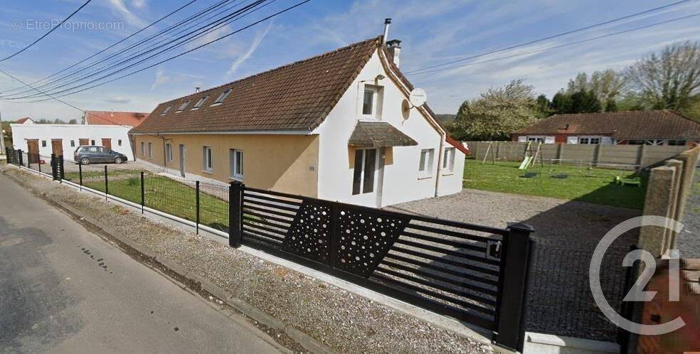 Maison à AUBIN-SAINT-VAAST