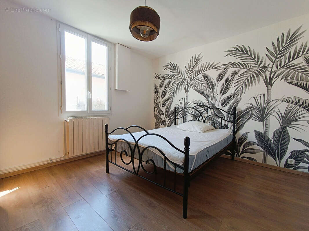 Maison à VILLENAVE-D'ORNON