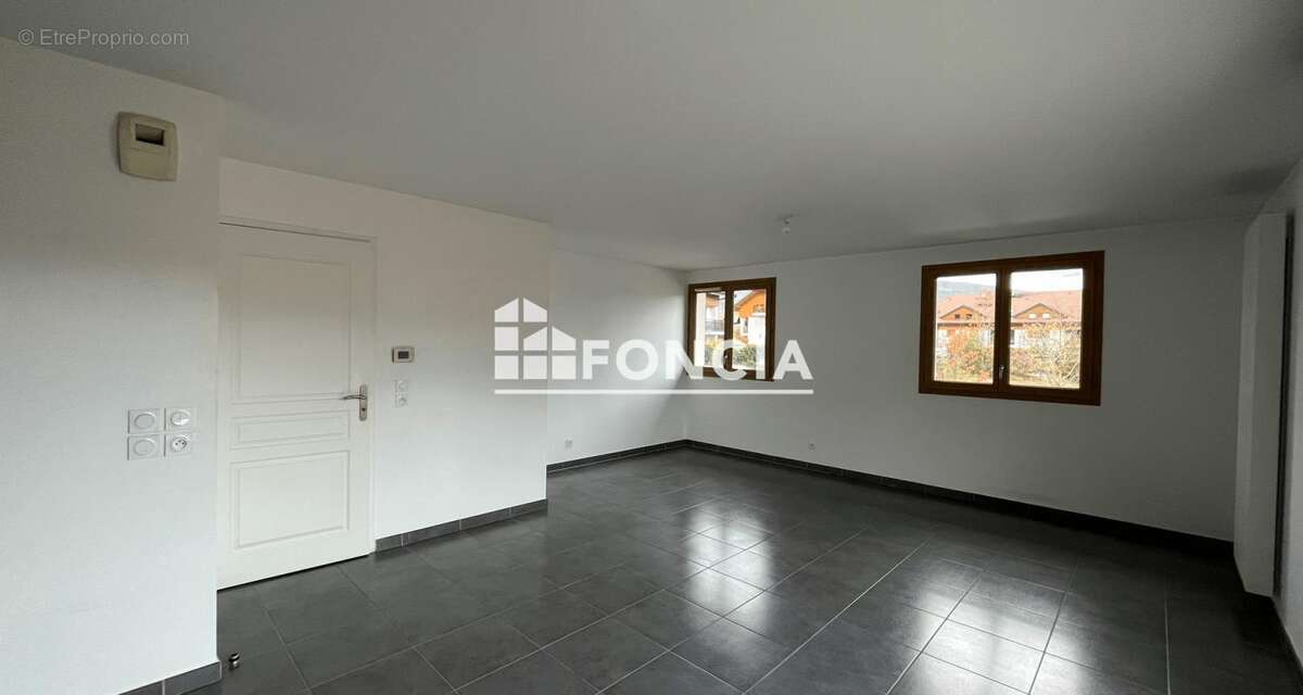 Appartement à DUINGT