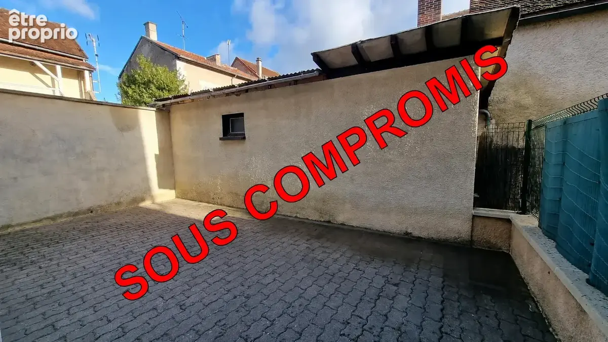 Immeuble de rapport en mono propriete - 4 appartements et 1 local commercial - photo 2