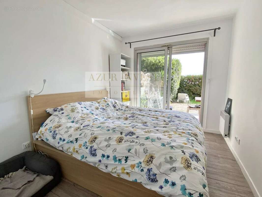 Appartement à ROQUEBRUNE-CAP-MARTIN