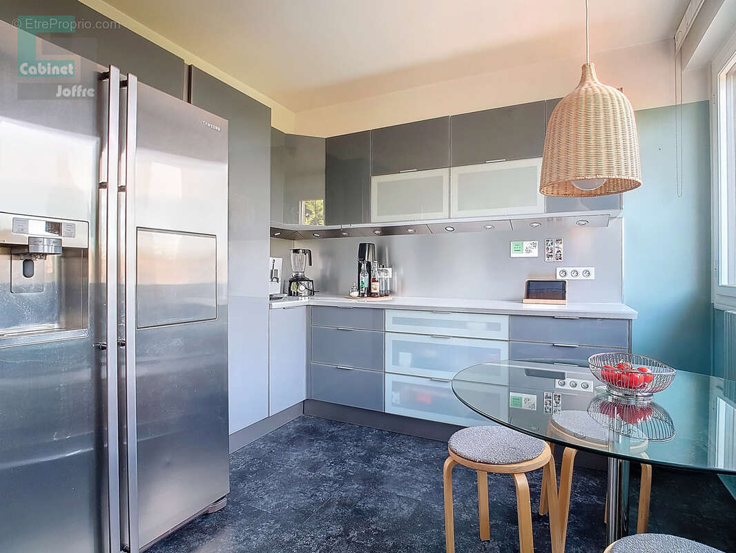 Appartement à FONTAINEBLEAU