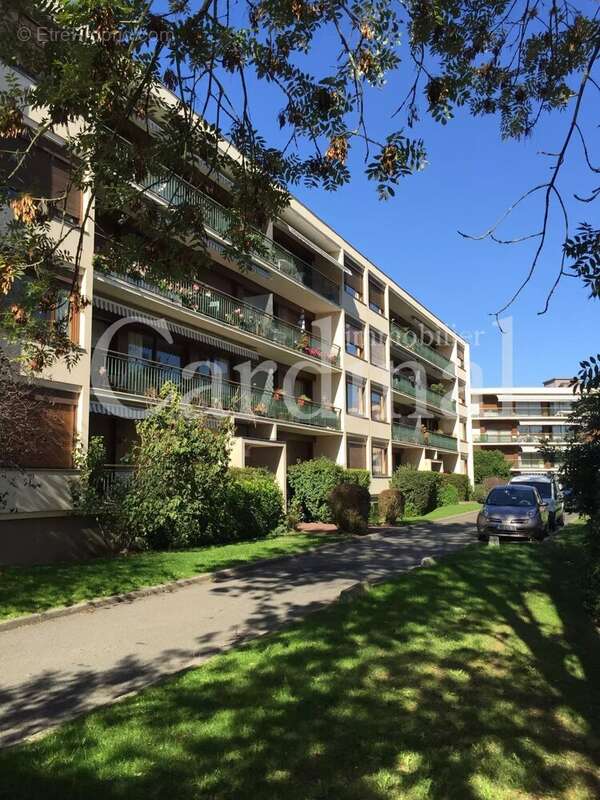 Appartement à NOISY-LE-ROI