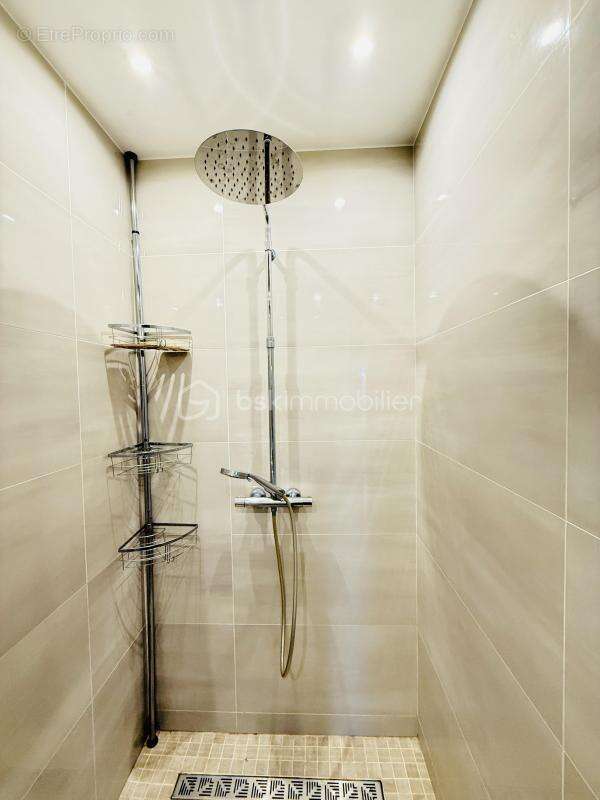 Maison à VEZIN-LE-COQUET