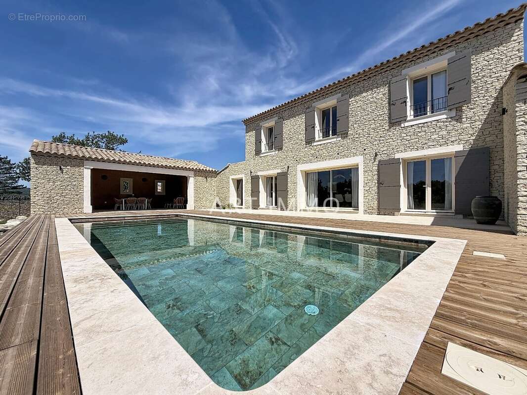 Maison neuve 5 chambres et piscine - photo 3