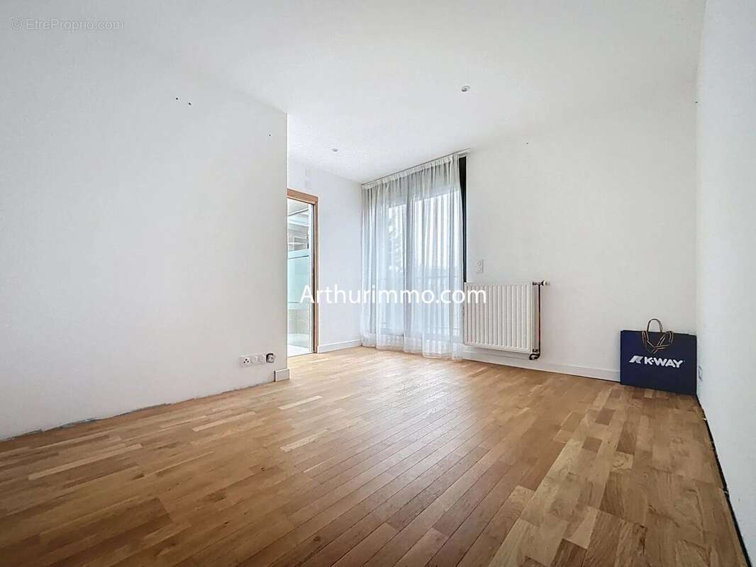 Maison à LIMEIL-BREVANNES