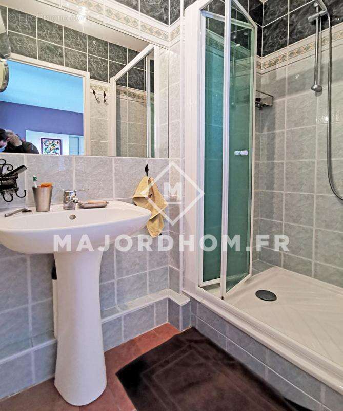Appartement à MARSEILLE-7E