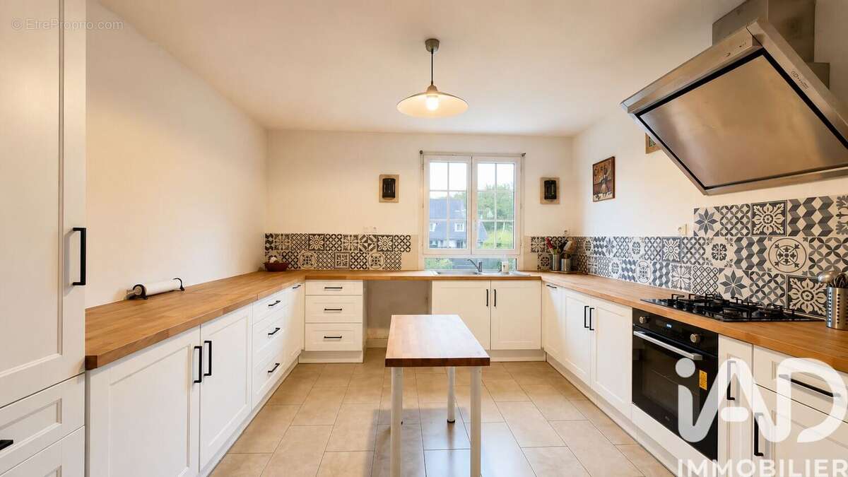 Maison 235 m² à Ermenonville  - photo 4