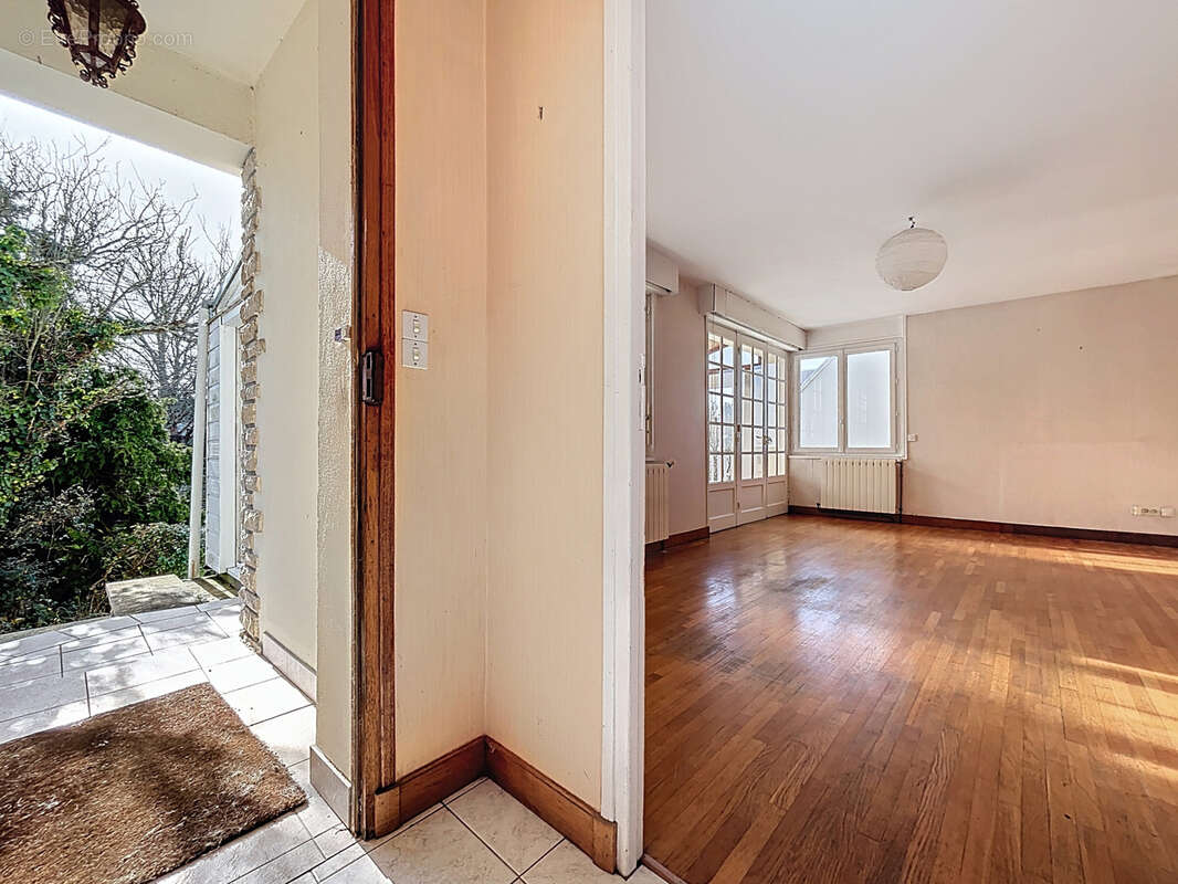 Maison à GOUVILLE-SUR-MER