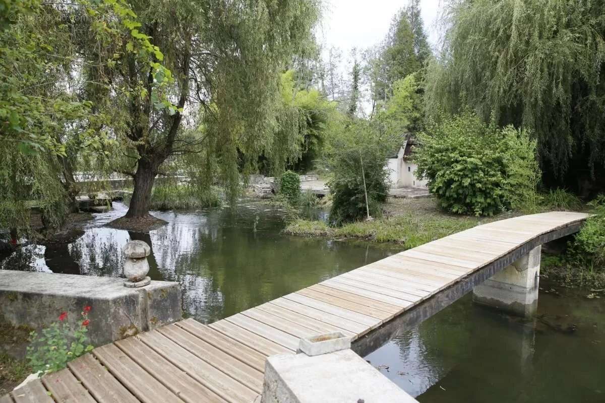 Maison à SAINT-AULAYE