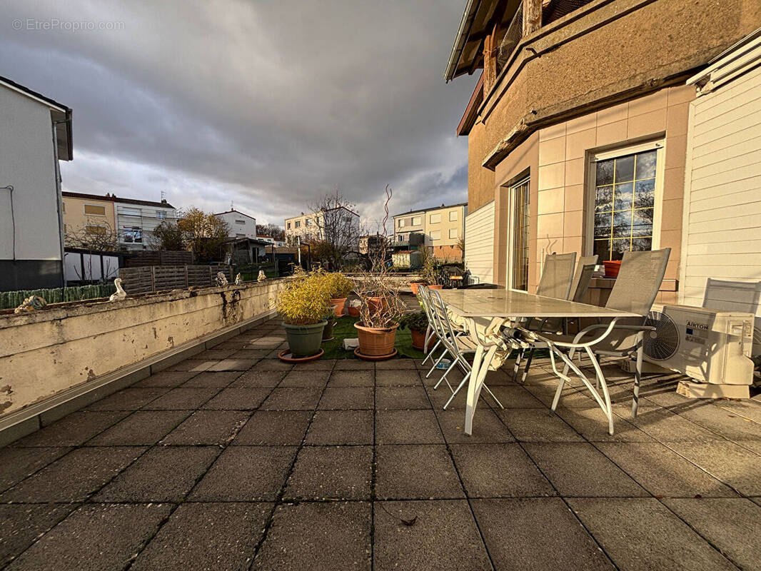 Appartement à MARANGE-SILVANGE