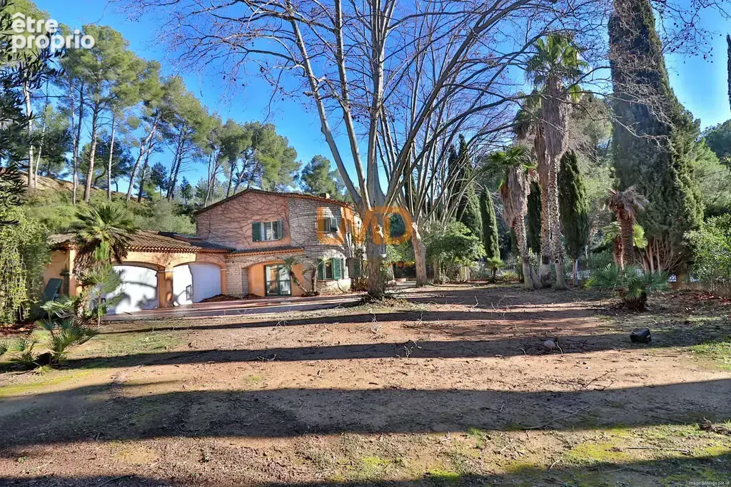 Bastide de charme - Murs commerciaux - Enorme potentiel - photo 2