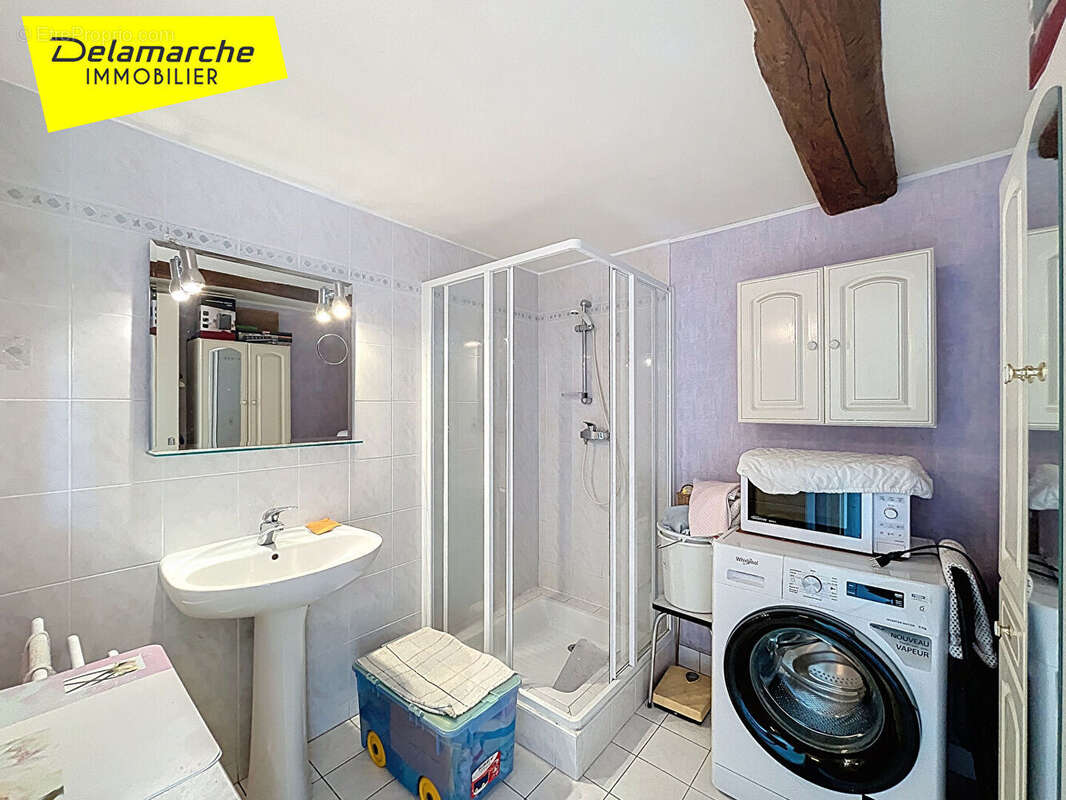 Maison à SAINT-DENIS-LE-VETU