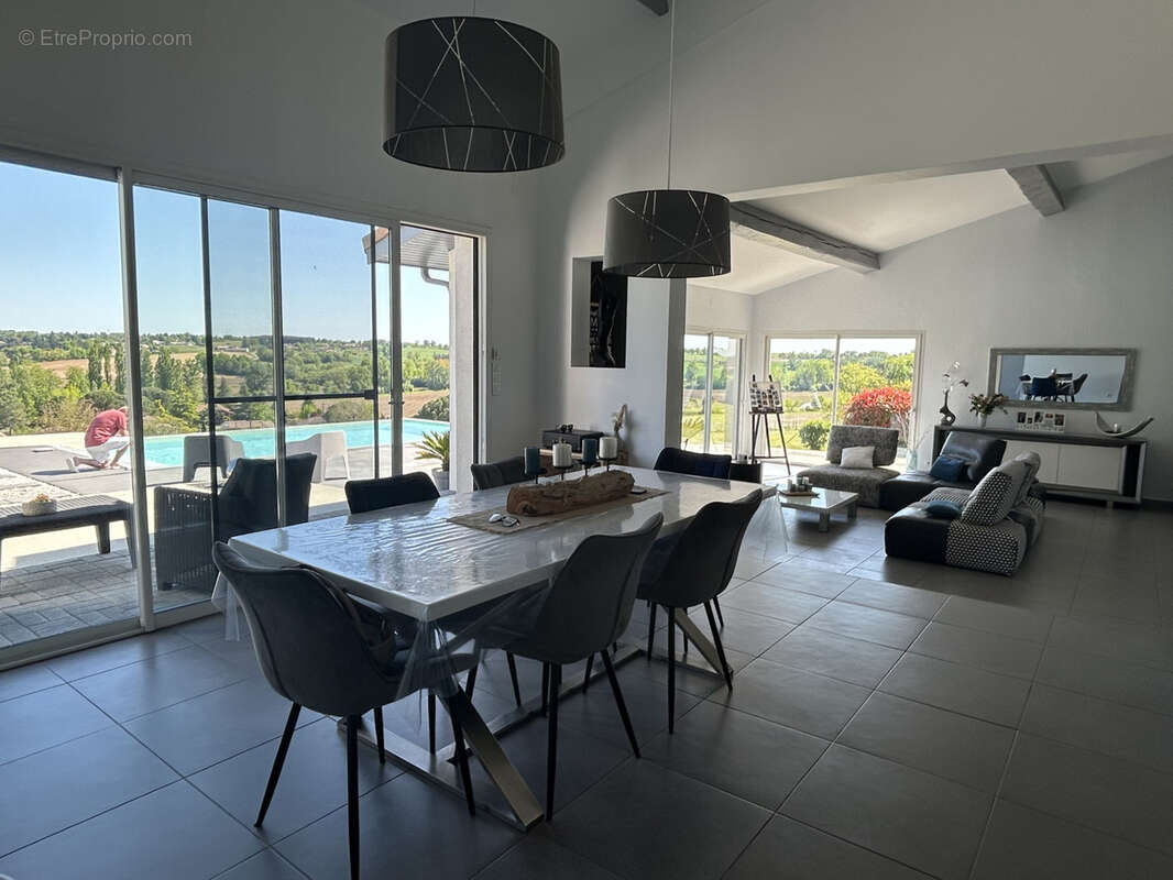 Maison à SAINTE-BAZEILLE