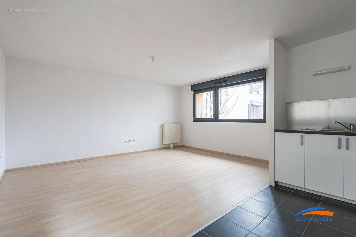   - Appartement à REIMS
