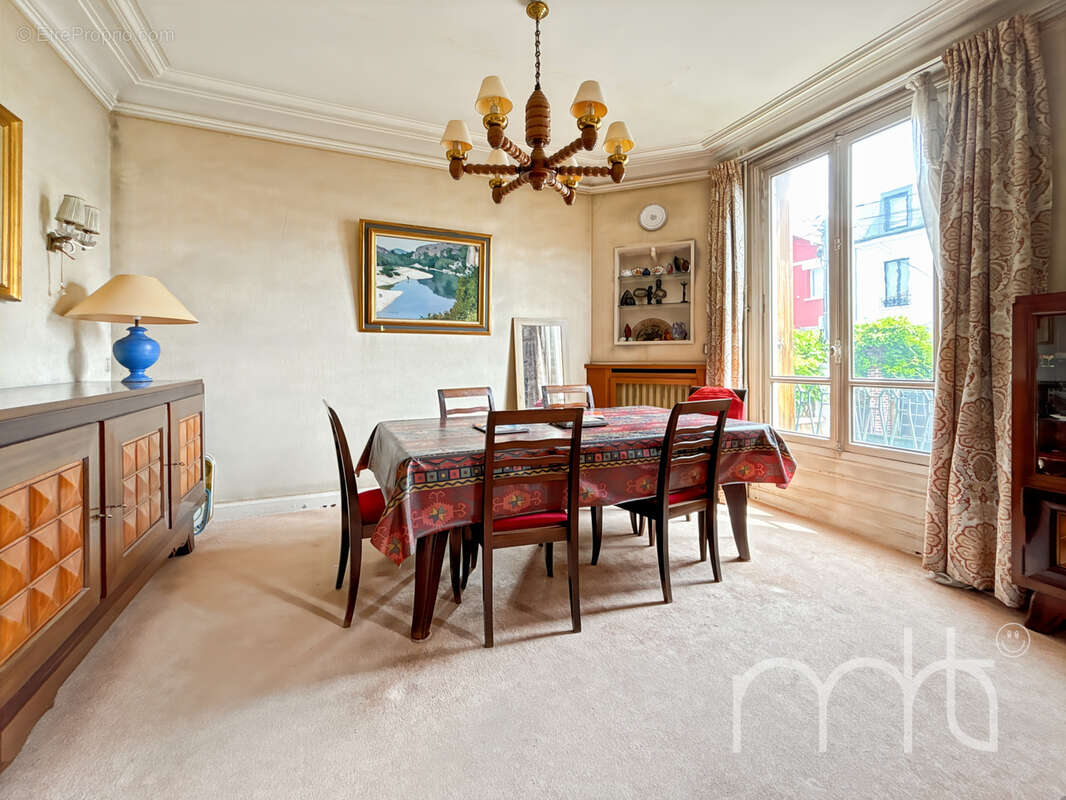 Maison à BOIS-COLOMBES