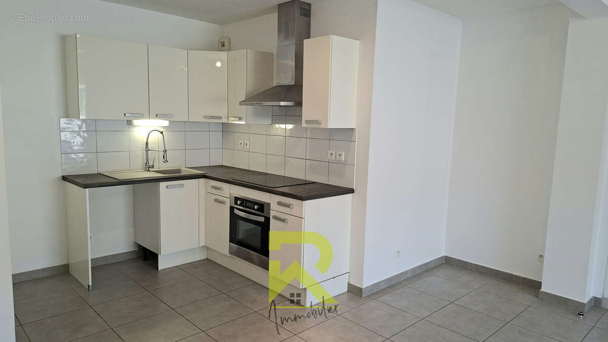 Appartement T3 avec ascenseur, garage et grande terrasse à 200 mètres de la plage - photo 4