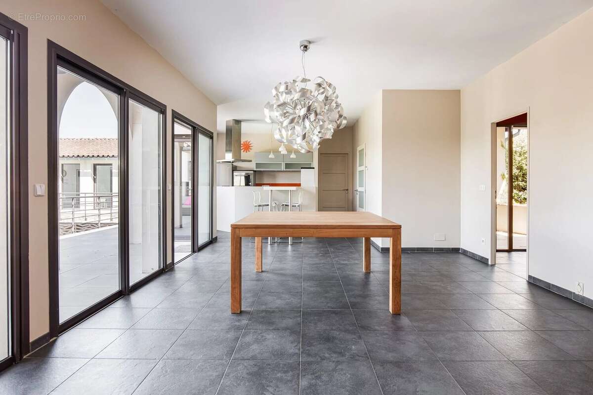 Maison à LAVAUR