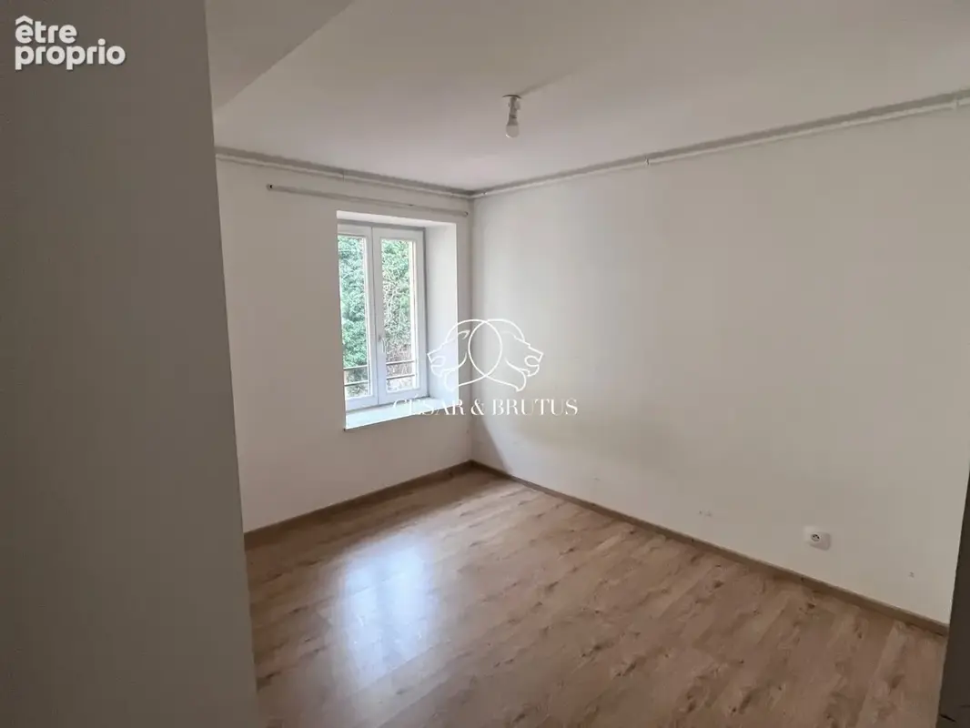 Appartement 768 m² à vendre à Thizy (69240) - photo 5