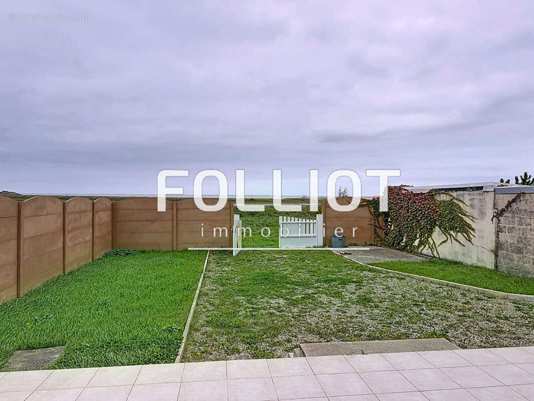 Maison à BLAINVILLE-SUR-MER