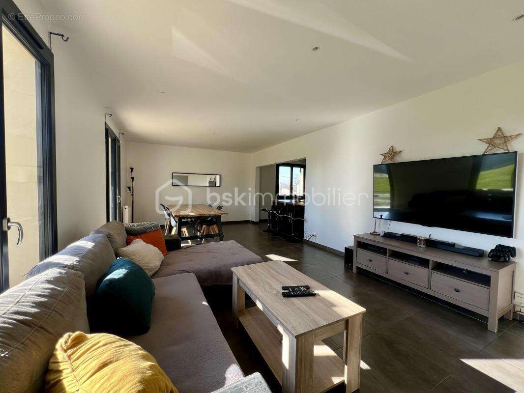 Maison à SAINT-MARTIN-DE-LAYE