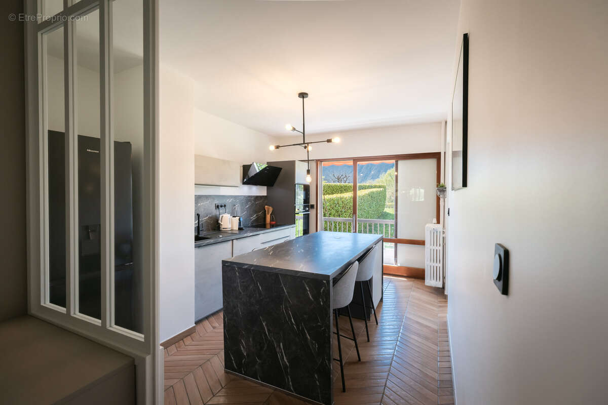 Appartement à AIX-LES-BAINS