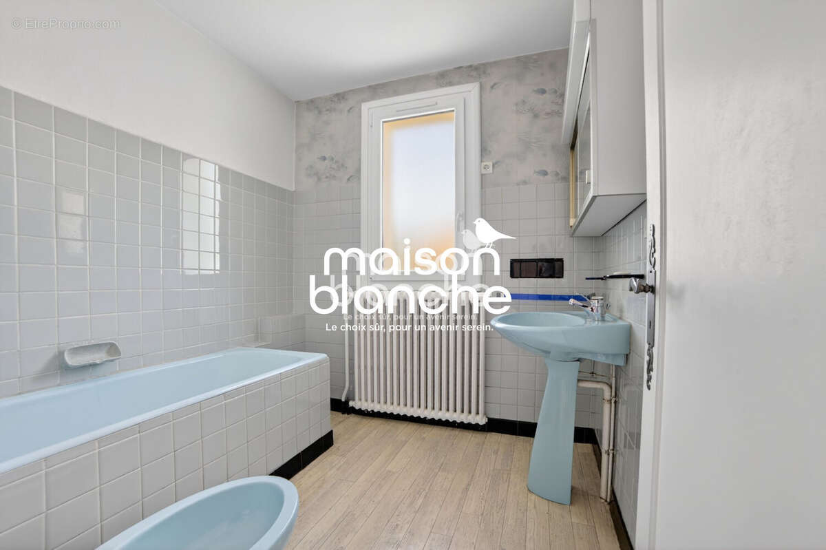 Maison 93 m² à Chatillon-Sur-Thouet  - photo 6
