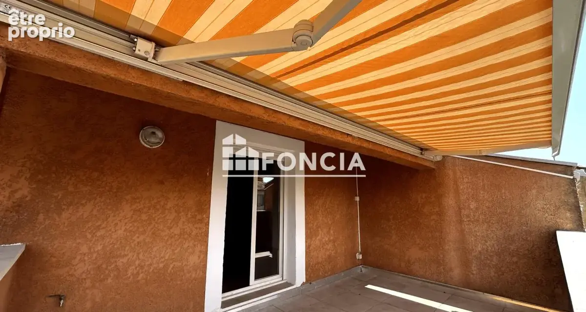 Appartement à UZES