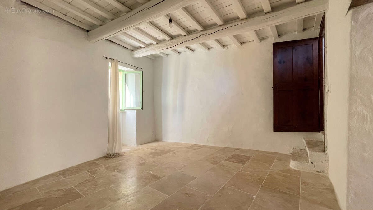 Maison à UZES