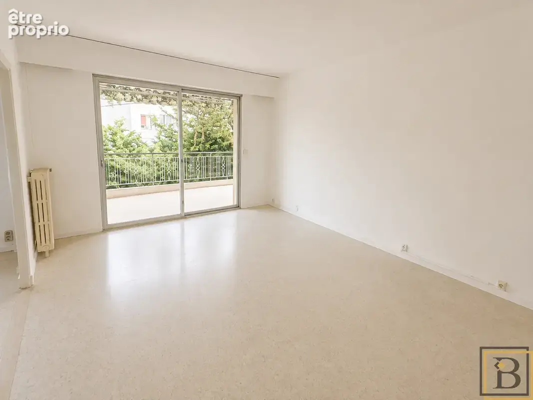 Résidence sécurisée - vaste 5 pièces de 140 m2 avec terrasse 40 m2 - photo 12