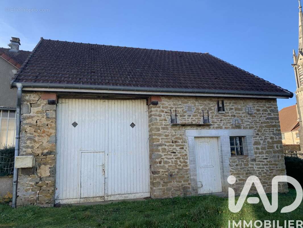 Maison 106 m² à Haute-Amance  - photo 4
