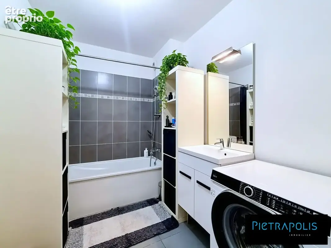 Appartement 45 m² à Marseille-5e  - photo 8