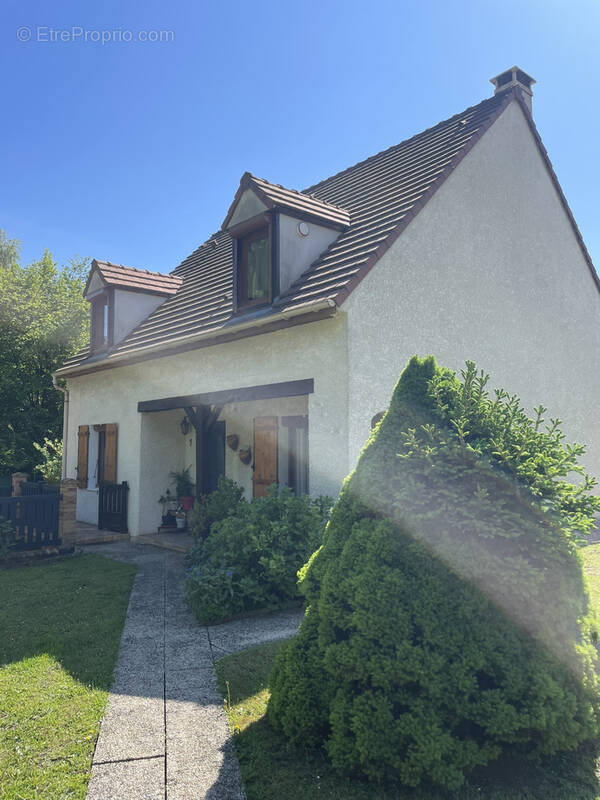 Maison à VIARMES
