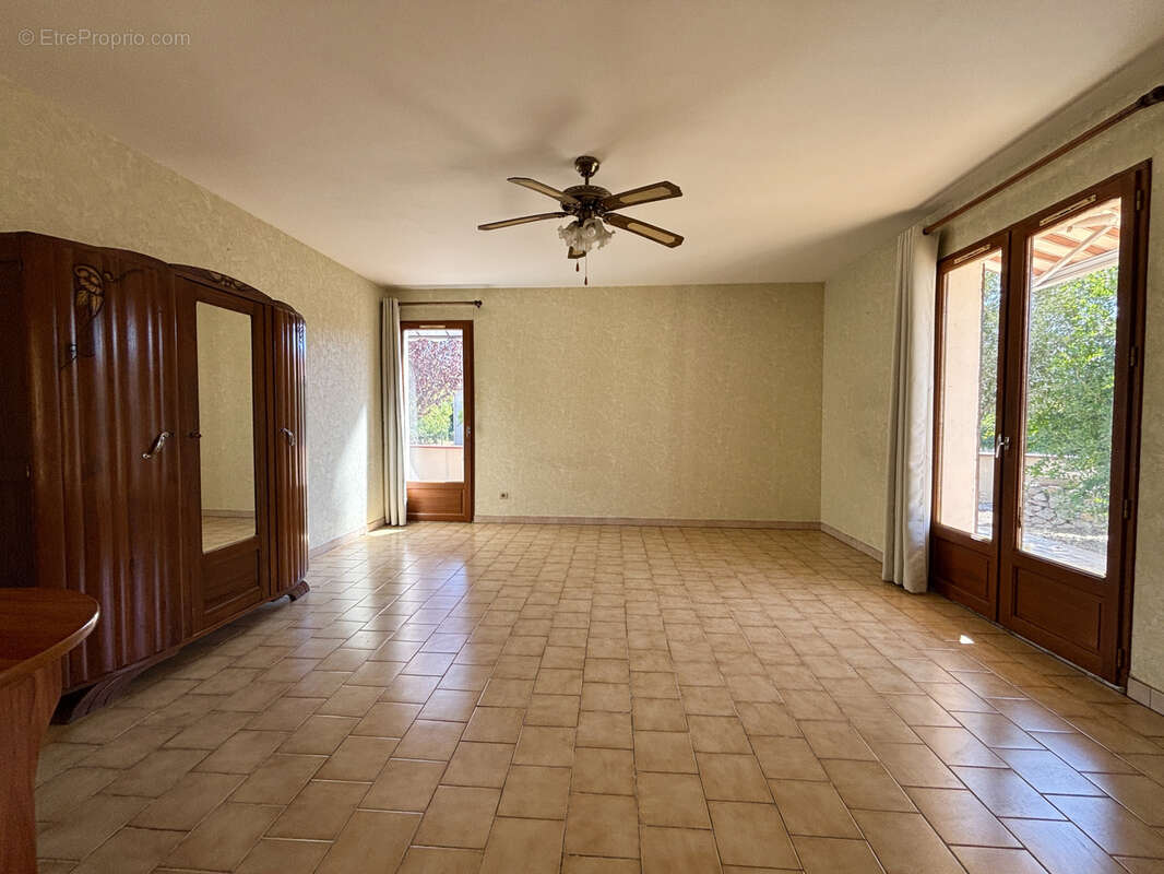 Villa  t3 plain-pied - photo 3
