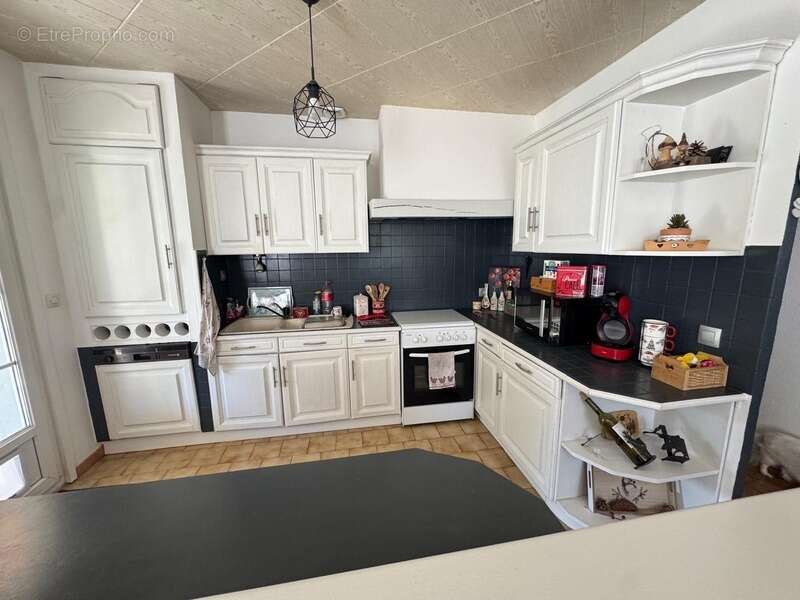 Vente Maison de Plain-Pied T5-4 avec Piscine et Garages – Peyruis (04) - photo 21