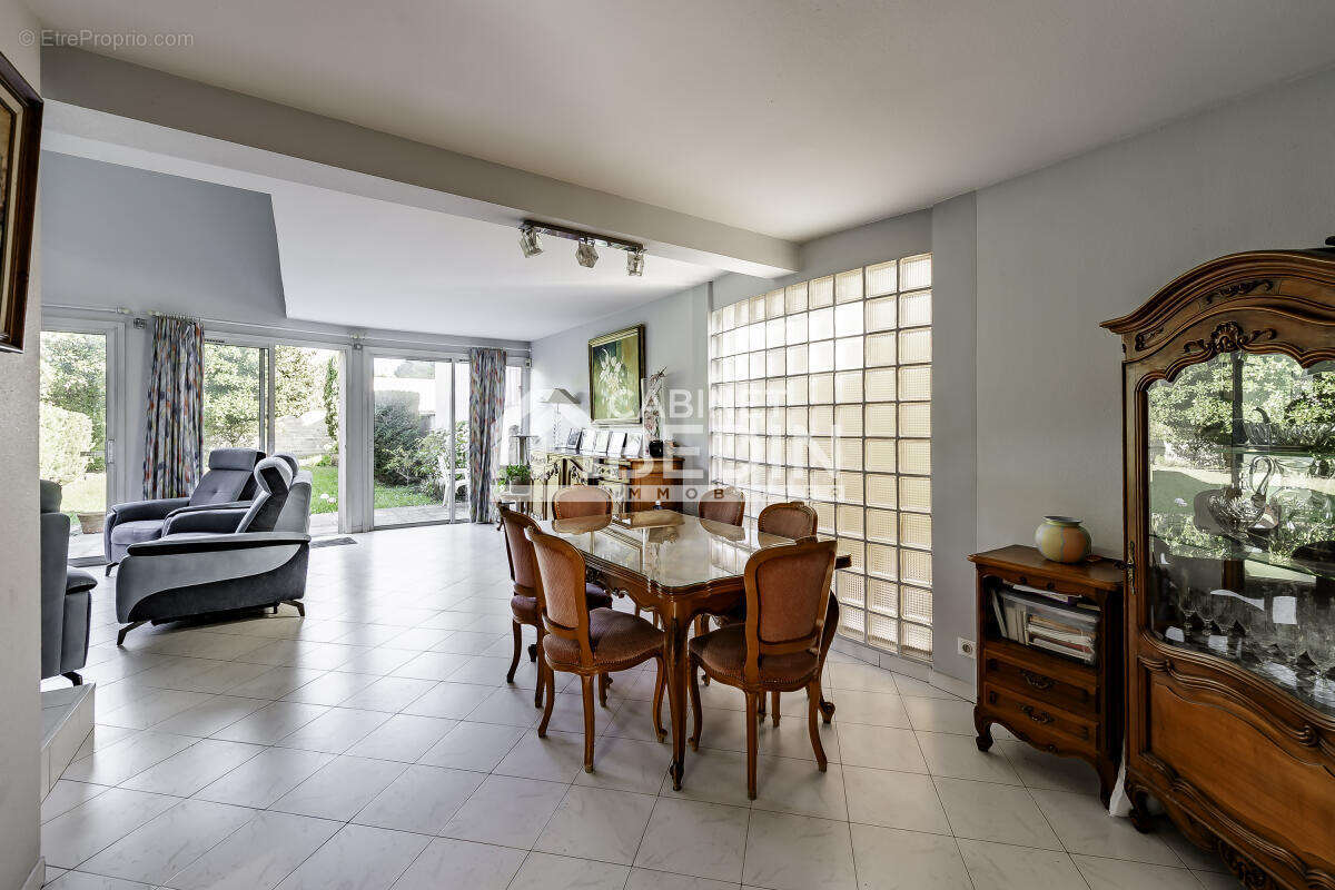 Maison à LE BOUSCAT